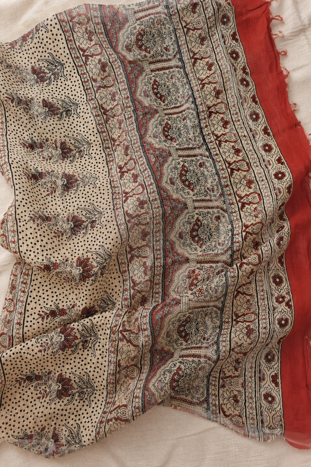 Rust Red Linen Saree with Printed Kalamkari-Inspired Pallu