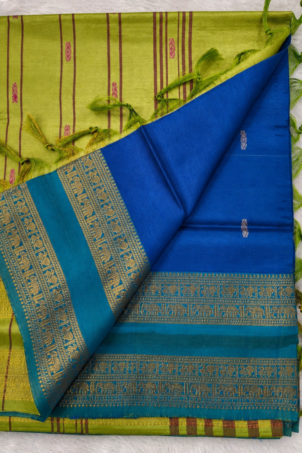 Royal Blue & Parrot Green Vazhainaar Pattu Saree with Traditional Zari Border