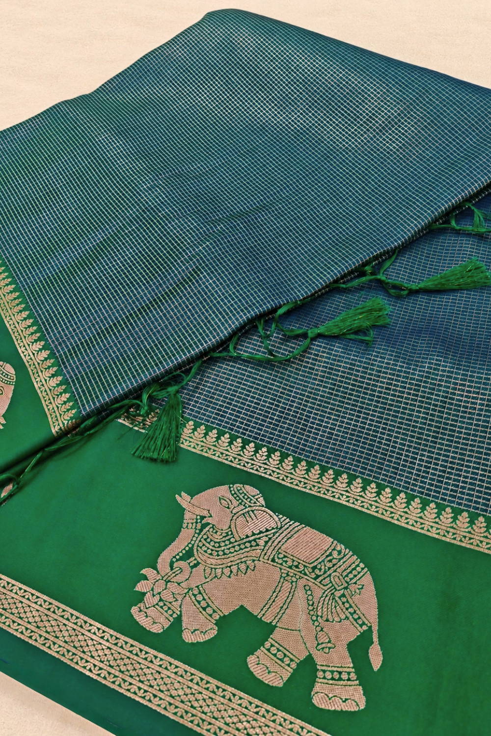 Peacock Blue Dual-Tone Semi Gadwal Saree with Zari Detailing