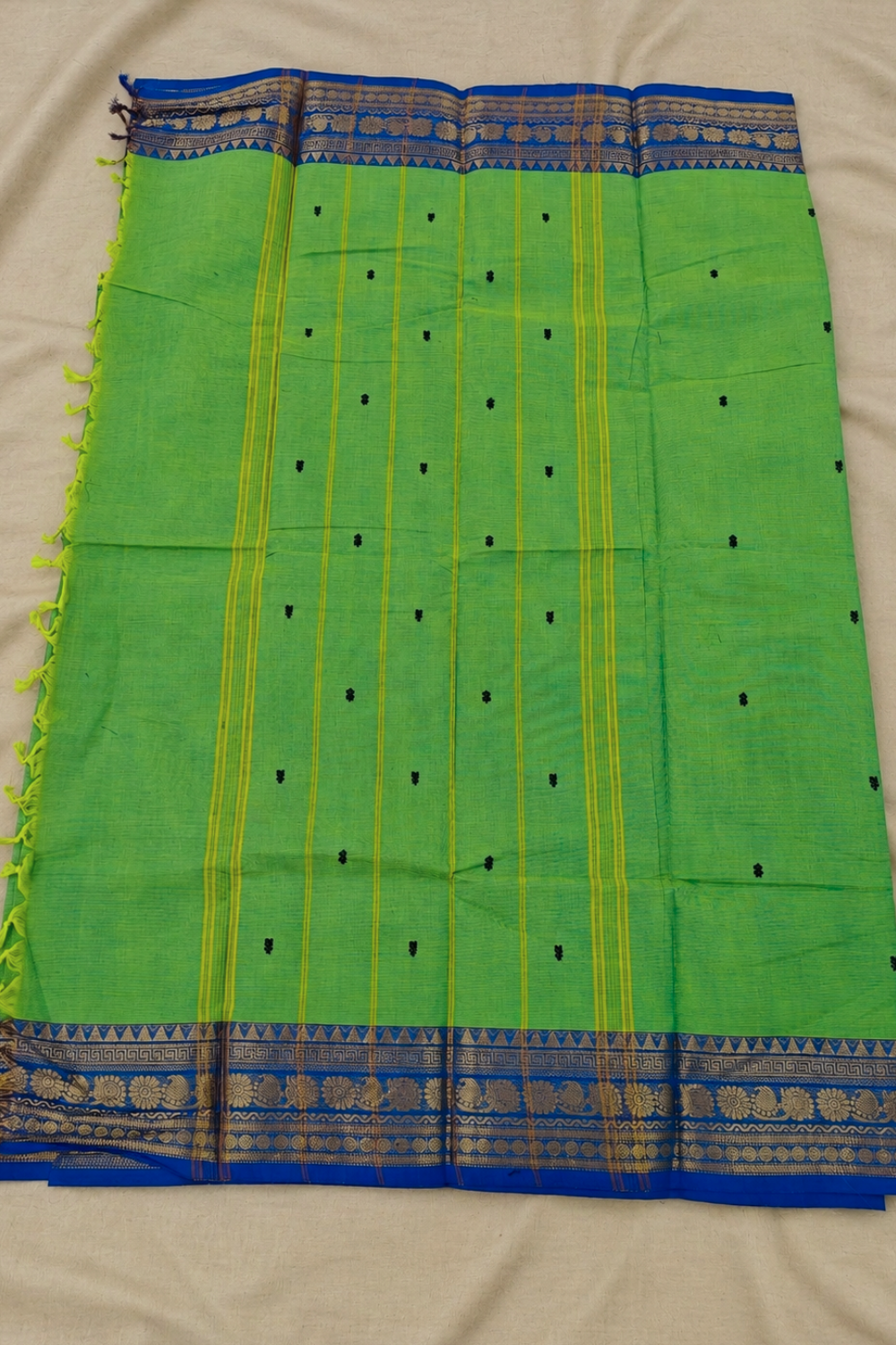 Green Handloom Chettinad Cotton Saree with Royal Blue Traditional Border