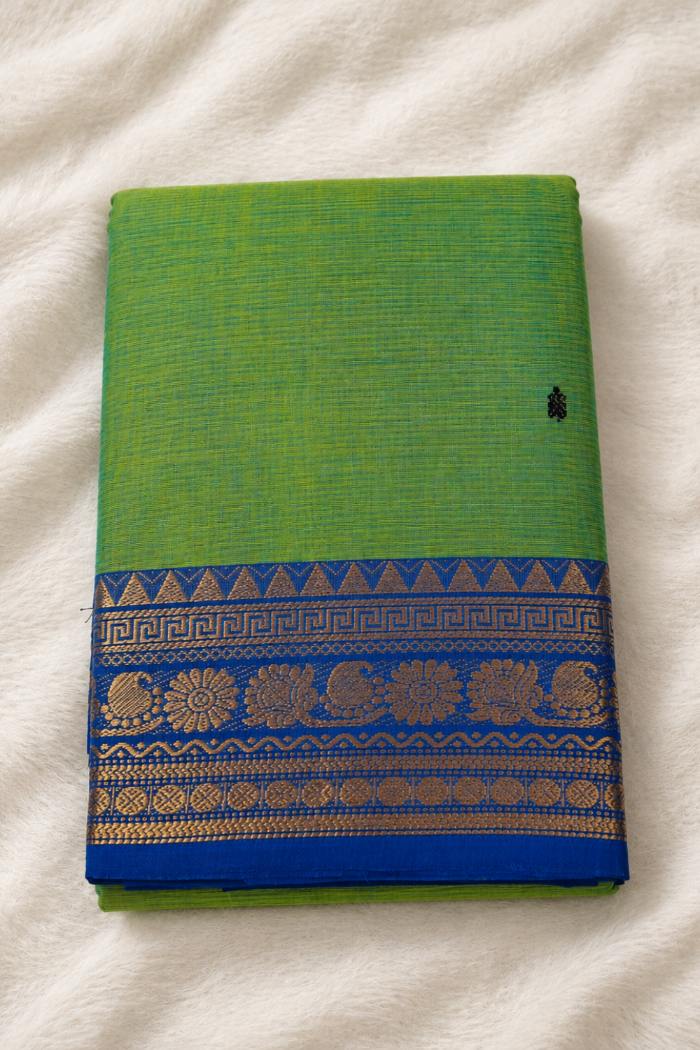 Green Handloom Chettinad Cotton Saree with Royal Blue Traditional Border