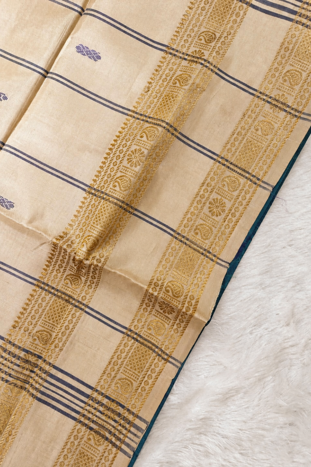 Royal Blue & Beige Vazhainaar Pattu Saree with Rich Gold Zari Border