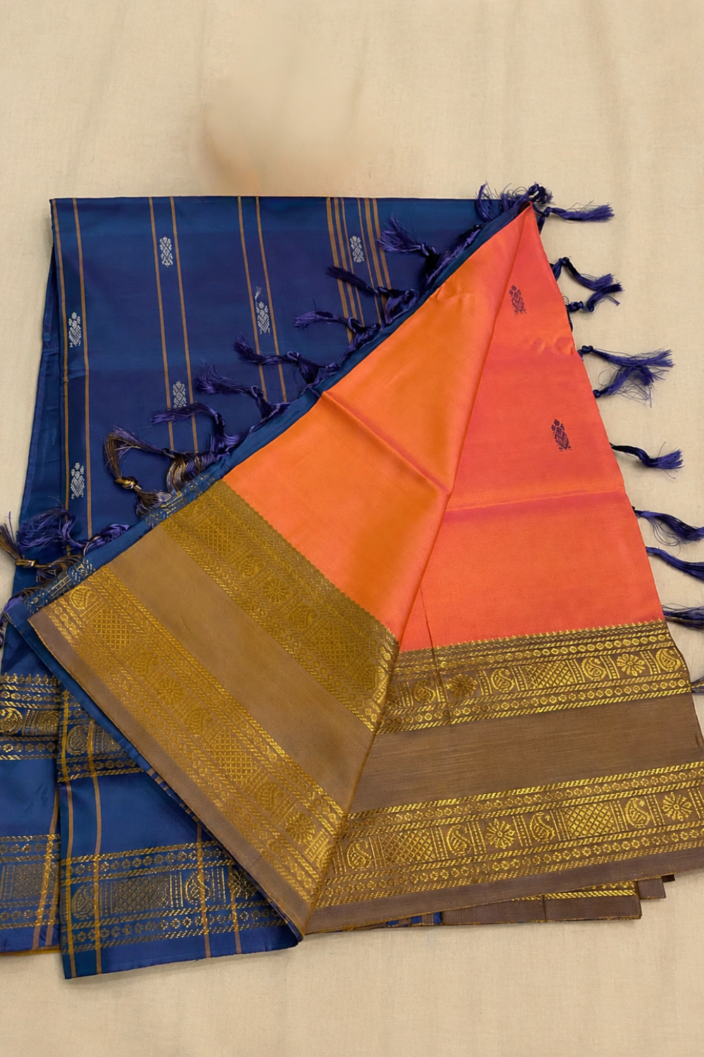 Pink and Orange dual tone & Navy Blue Vazhainaar Pattu Saree with Rich Contrast Zari Pallu